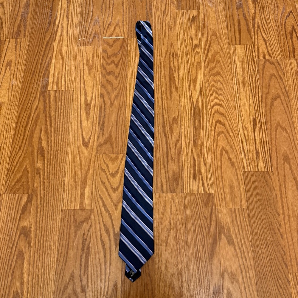 DKNY Navy and Silver‎ Striped Tie